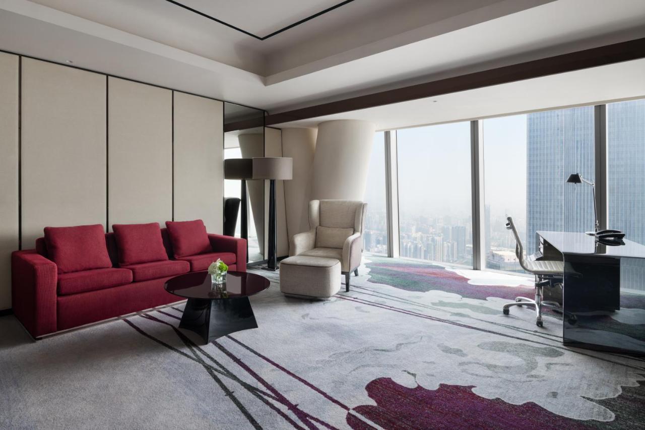 Four Seasons Hotel Guangzhou - Free Shuttle Bus To Canton Fair Complex & Overseas Buyer Registration Services During Canton Fair Period Extérieur photo